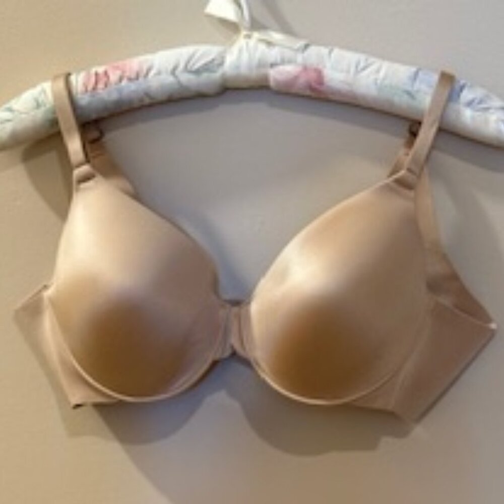 Soma Vanishing Back Bra - NWT - 36B - Soft Tan